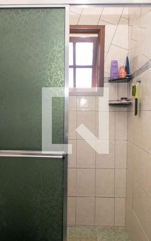 Casa à venda com 280m², 3 quartos e 1 vaga Casa à venda com 280m², 3 quartos e 1 vagaBanheiro Social