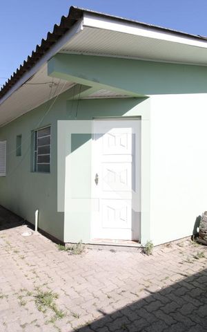 Casa de condomínio para alugar com 56m², 2 quartos e 1 vagaFachada
