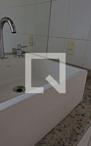 Casa para alugar com 150m², 4 quartos e 2 vagas3º  andar - suíte principal - banheiro - pia