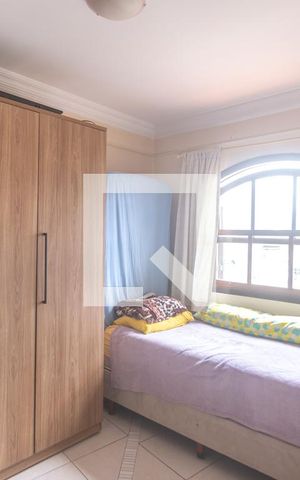 Casa à venda com 260m², 3 quartos e 2 vagas Casa à venda com 260m², 3 quartos e 2 vagasQuarto 2