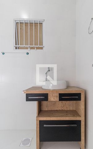 Apartamento à venda com 80m², 3 quartos e sem vagaBanheiro