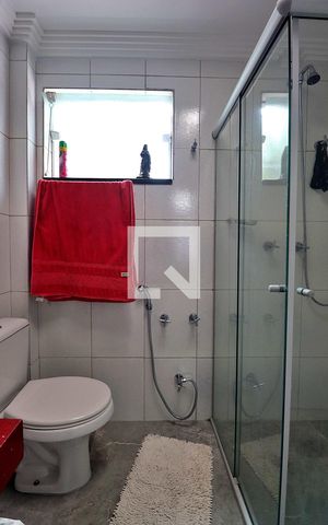 Apartamento à venda com 263m², 4 quartos e 3 vagasBanheiro da Suíte 1