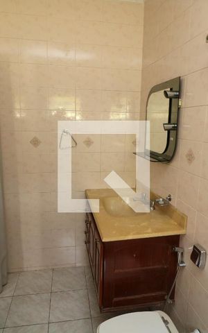 Casa à venda com 260m², 3 quartos e 3 vagasBanheiro da Suíte