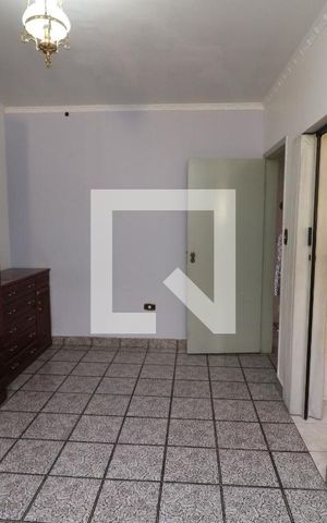 Casa à venda com 260m², 3 quartos e 3 vagasSuite