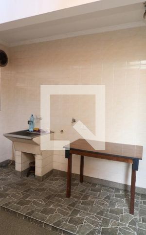 Casa à venda com 260m², 3 quartos e 3 vagasÁrea de Serviço