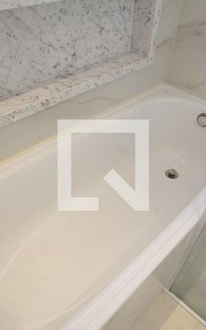 Apartamento à venda com 150m², 3 quartos e 3 vagas Apartamento à venda com 150m², 3 quartos e 3 vagasBanheiro da Suíte