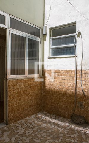 Apartamento para alugar com 117m², 3 quartos e sem vagaÁrea de Serviço Externa