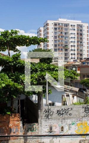 Apartamento para alugar com 117m², 3 quartos e sem vagaQuarto 02 - Janela