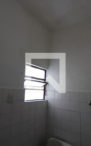 Casa para alugar com 35m², 1 quarto e sem vagaBanheiro