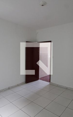 Casa para alugar com 35m², 1 quarto e sem vagaQuarto
