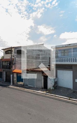 Casa à venda com 260m², 4 quartos e 5 vagas Casa à venda com 260m², 4 quartos e 5 vagasVista Varanda Quarto 2