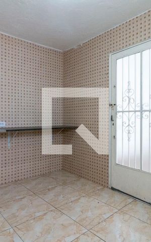 Casa à venda com 260m², 4 quartos e 5 vagas Casa à venda com 260m², 4 quartos e 5 vagasCasa 2