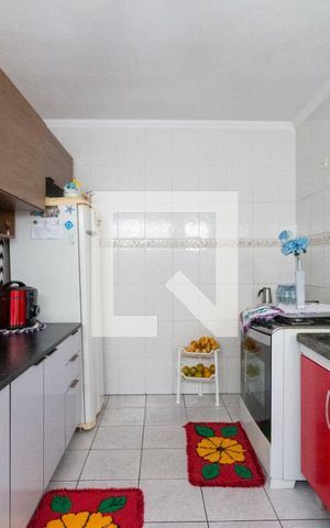 Casa à venda com 260m², 4 quartos e 5 vagas Casa à venda com 260m², 4 quartos e 5 vagasCozinha
