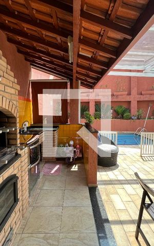 Casa à venda com 324m², 4 quartos e 5 vagasÁrea gourmet