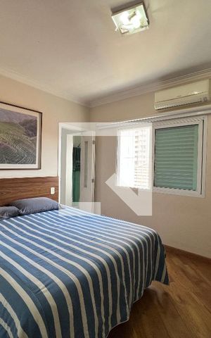 Casa à venda com 324m², 4 quartos e 5 vagasQuarto 3