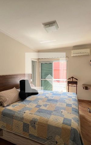 Casa à venda com 324m², 4 quartos e 5 vagasQuarto