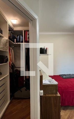 Casa à venda com 324m², 4 quartos e 5 vagasQuarto 2