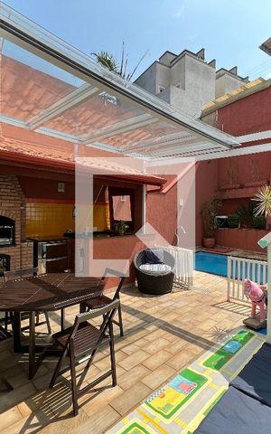 Casa à venda com 324m², 4 quartos e 5 vagasÁrea gourmet