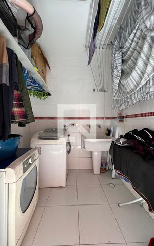 Casa à venda com 324m², 4 quartos e 5 vagasÁrea de Serviço
