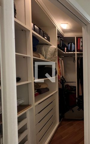 Casa à venda com 324m², 4 quartos e 5 vagasBanheiro do Quarto 2