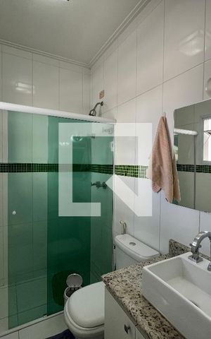 Casa à venda com 324m², 4 quartos e 5 vagasBanheiro do Quarto 4