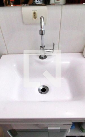 Casa à venda com 59m², 2 quartos e 2 vagasBanheiro da Suíte 2