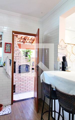 Casa à venda com 59m², 2 quartos e 2 vagasCozinha