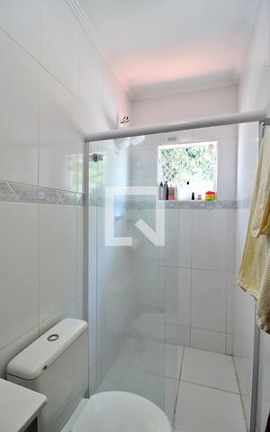 Casa à venda com 59m², 2 quartos e 2 vagasBanheiro da Suíte 2