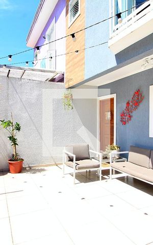Casa à venda com 59m², 2 quartos e 2 vagasGaragem