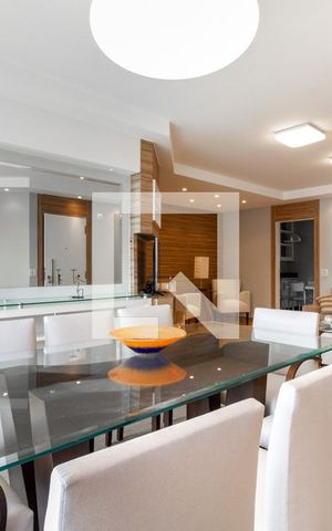 Apartamento para alugar com 150m², 3 quartos e 3 vagas Apartamento para alugar com 150m², 3 quartos e 3 vagasSala
