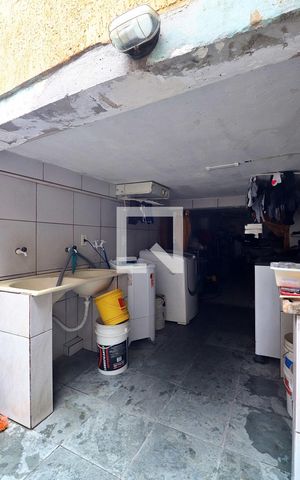 Casa à venda com 103m², 3 quartos e 2 vagasÁrea de Serviço