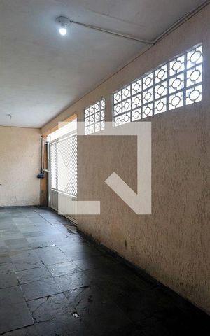 Casa à venda com 103m², 3 quartos e 2 vagasGaragem