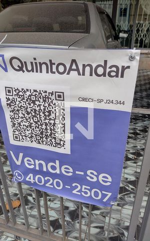 Casa à venda com 144m², 2 quartos e 2 vagas Casa à venda com 144m², 2 quartos e 2 vagasPlaca