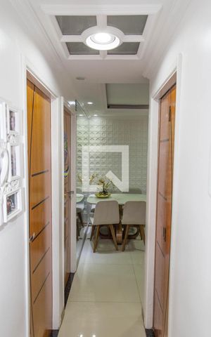 Apartamento à venda com 60m², 2 quartos e 1 vaga Apartamento à venda com 60m², 2 quartos e 1 vagaCorredor
