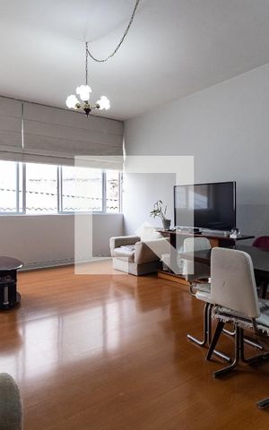 Apartamento à venda com 110m², 2 quartos e 1 vaga Apartamento à venda com 110m², 2 quartos e 1 vagaSala