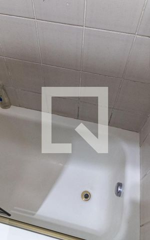 Apartamento à venda com 110m², 2 quartos e 1 vaga Apartamento à venda com 110m², 2 quartos e 1 vagaBanheiro