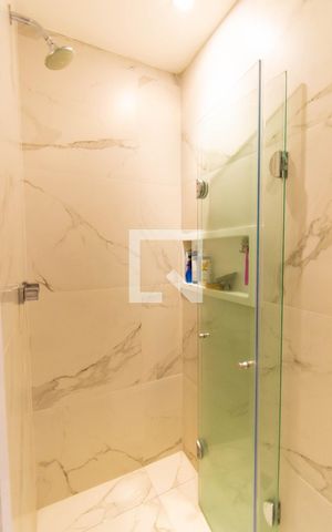 Apartamento para alugar com 45m², 2 quartos e sem vaga Apartamento para alugar com 45m², 2 quartos e sem vagaBanheiro