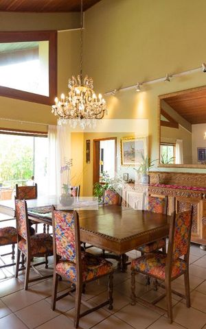 Casa à venda com 565m², 6 quartos e 4 vagasSala 2