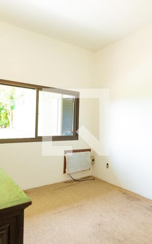 Casa à venda com 565m², 6 quartos e 4 vagasQuarto 4