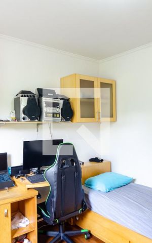 Casa à venda com 237m², 4 quartos e 2 vagas Casa à venda com 237m², 4 quartos e 2 vagasQuarto 3