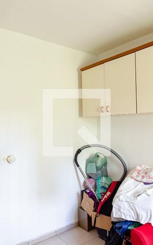 Casa à venda com 237m², 4 quartos e 2 vagas Casa à venda com 237m², 4 quartos e 2 vagasQuarto 2