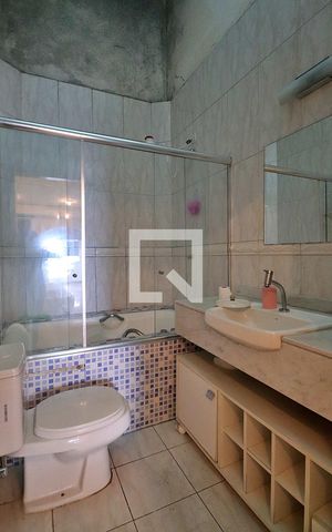 Casa para alugar com 387m², 3 quartos e 1 vagaBanheiro do Quarto 1 - Suíte