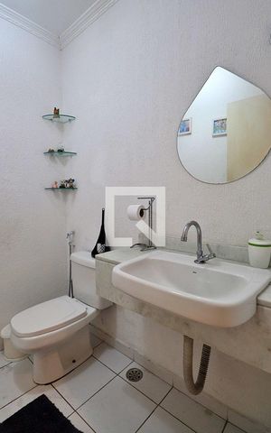 Casa para alugar com 387m², 3 quartos e 1 vagaBanheiro Social 1