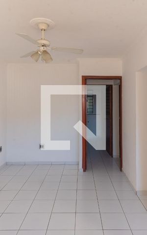 Apartamento à venda com 54m², 2 quartos e 1 vaga Apartamento à venda com 54m², 2 quartos e 1 vagaSala