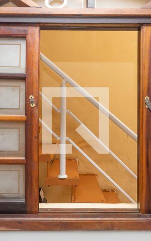 Casa à venda com 550m², 6 quartos e 2 vagasJanela da cozinha