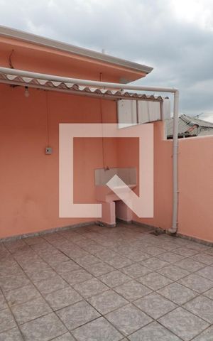 Casa para alugar com 70m², 2 quartos e sem vagaÁrea de Serviço