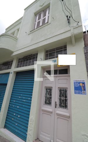 Casa para alugar com 70m², 2 quartos e sem vagaFachada
