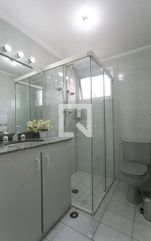 Apartamento à venda com 195m², 2 quartos e 4 vagas Apartamento à venda com 195m², 2 quartos e 4 vagasBanheiro