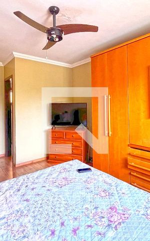 Casa à venda com 165m², 3 quartos e 1 vagaSuíte
