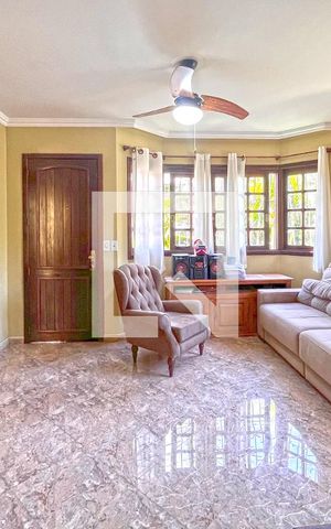Casa à venda com 165m², 3 quartos e 1 vagaSala